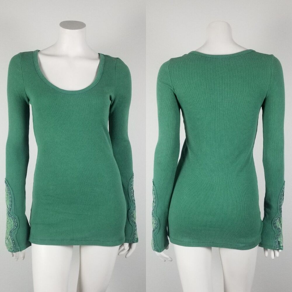 Free People Rare Crafty Cuff Green and Blush Thermal Top Bundle (2) Size Medium - Picture 3 of 13